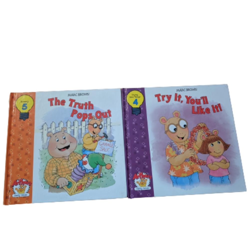 Arthurs Family Values Children Books Lot of 2 Books 4 and 5
